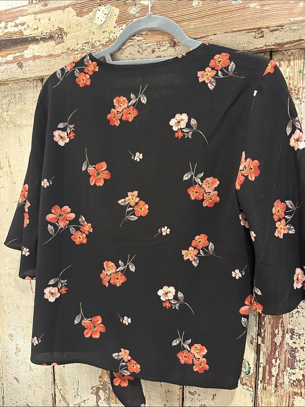 Lush Black Floral Tie-Front Blouse with Coral Blooms - Picture 2 of 3